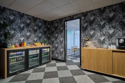 The Extra Smile Room 1