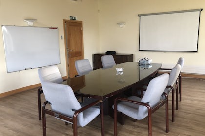 Oak Room 1