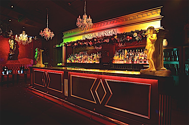 Club Bunga **The brand new Club Bunga is bold in gold, red and black, channelling old-school Italian glamour with a whole lot of tongue-in-cheek.**
With its own DJ booth and private bar, it’s a fully-function