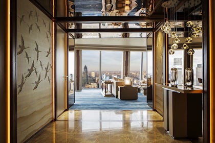 Signature Suites 6