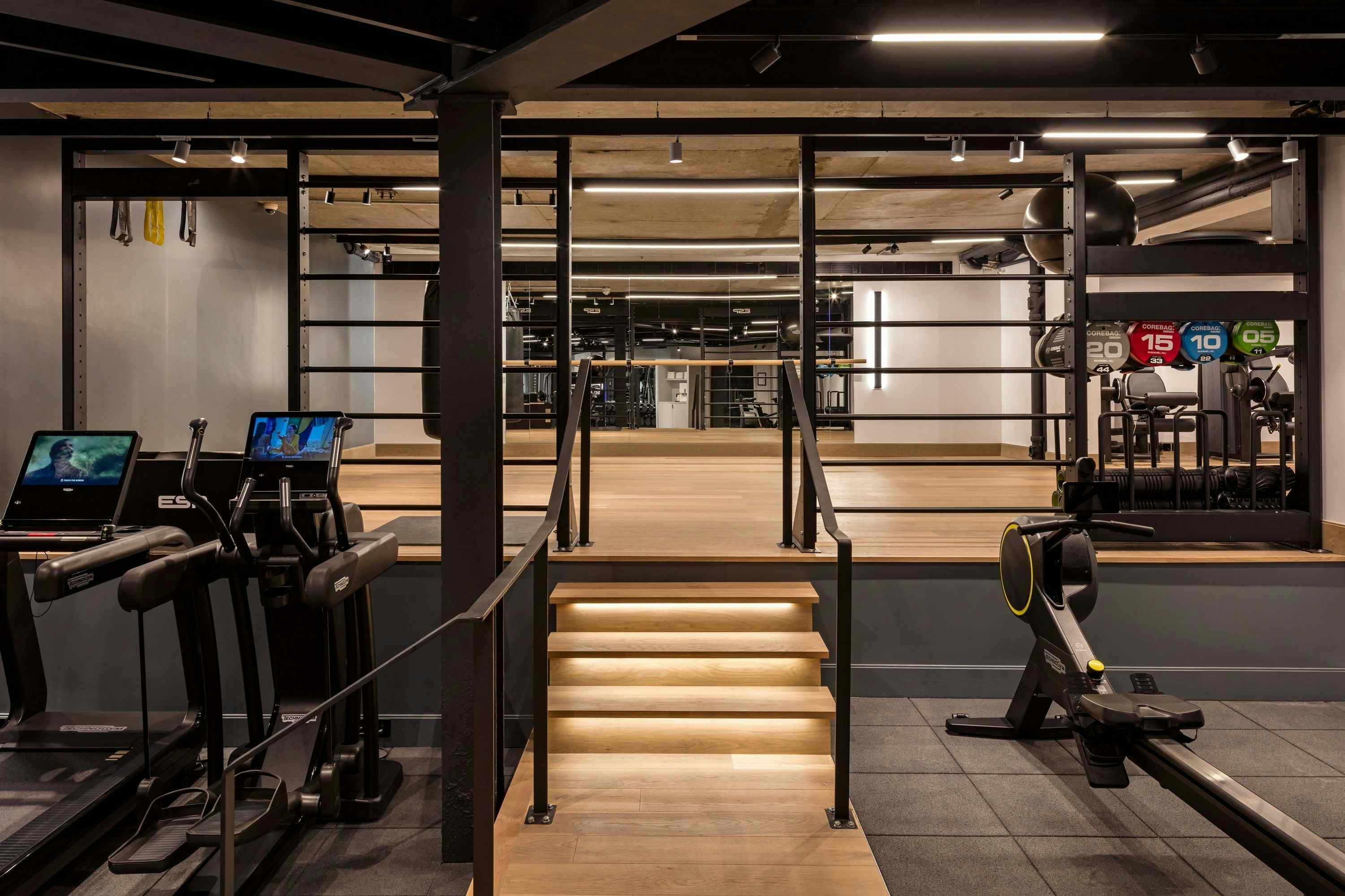 The Commonwealth Suite 14