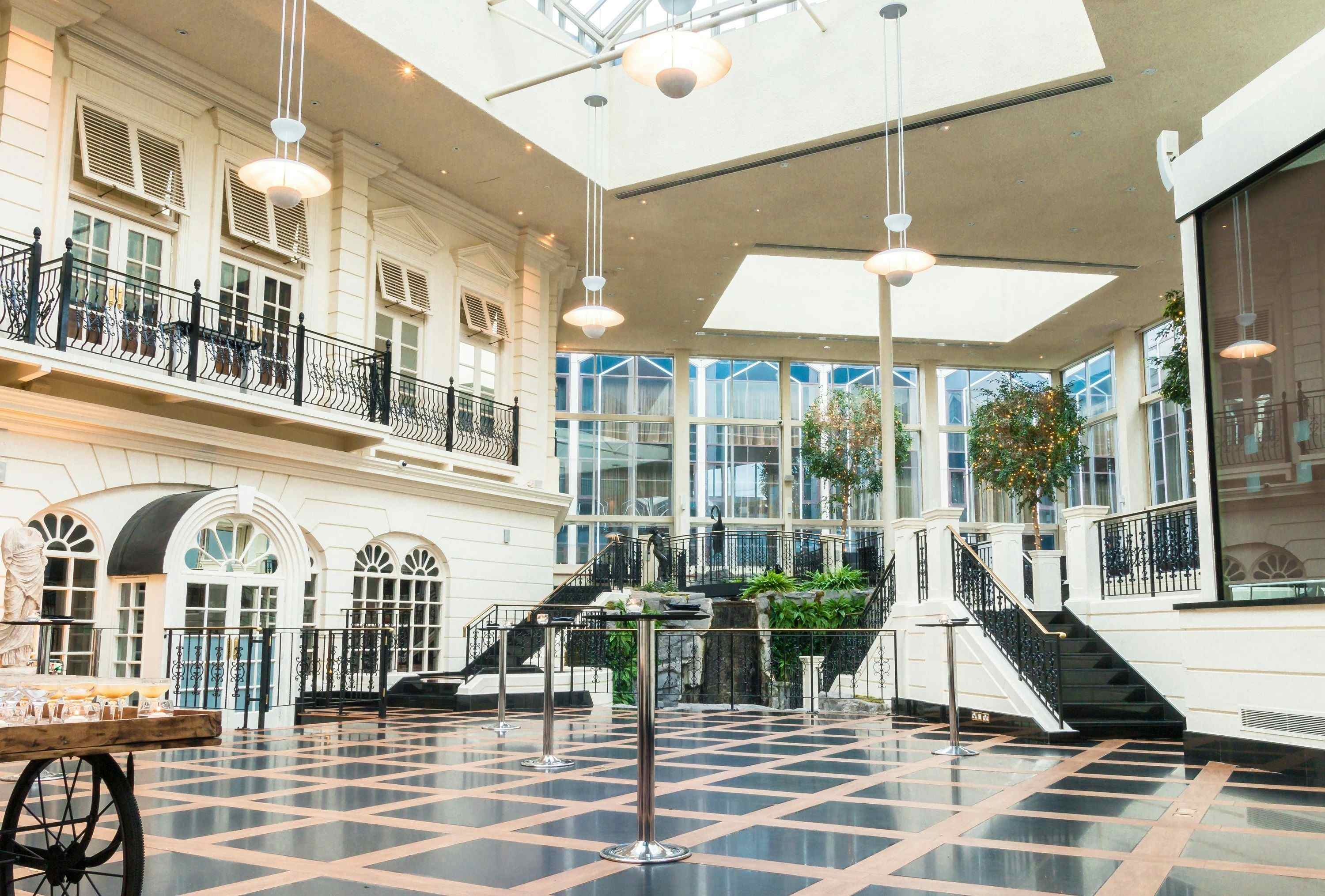 Book Newbury Suite 1 at Radisson Blu Edwardian Heathrow. A London Venue