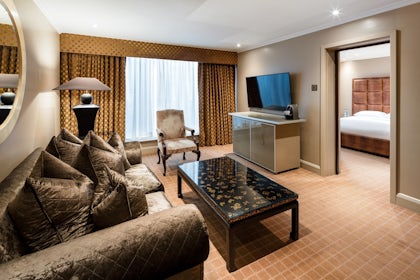 Royal Suite 16