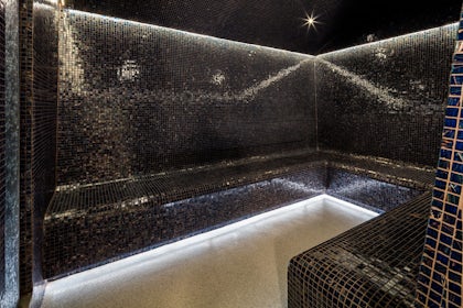 Royal Suite 24