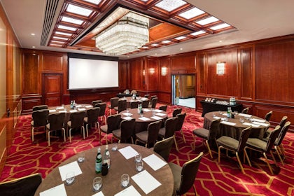 Royal Suite C 3