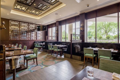 Royal Suite C 13