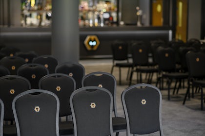 Executive Club 1