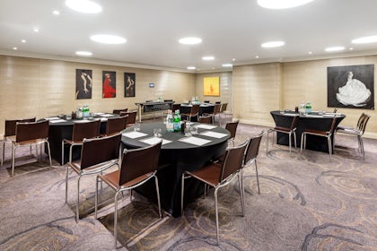Bedford Suite 10