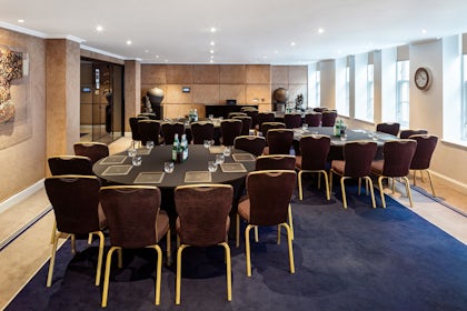 Private Suite 7 12