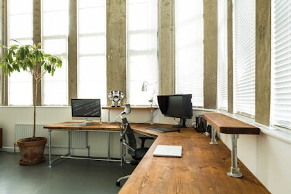 Studio 8