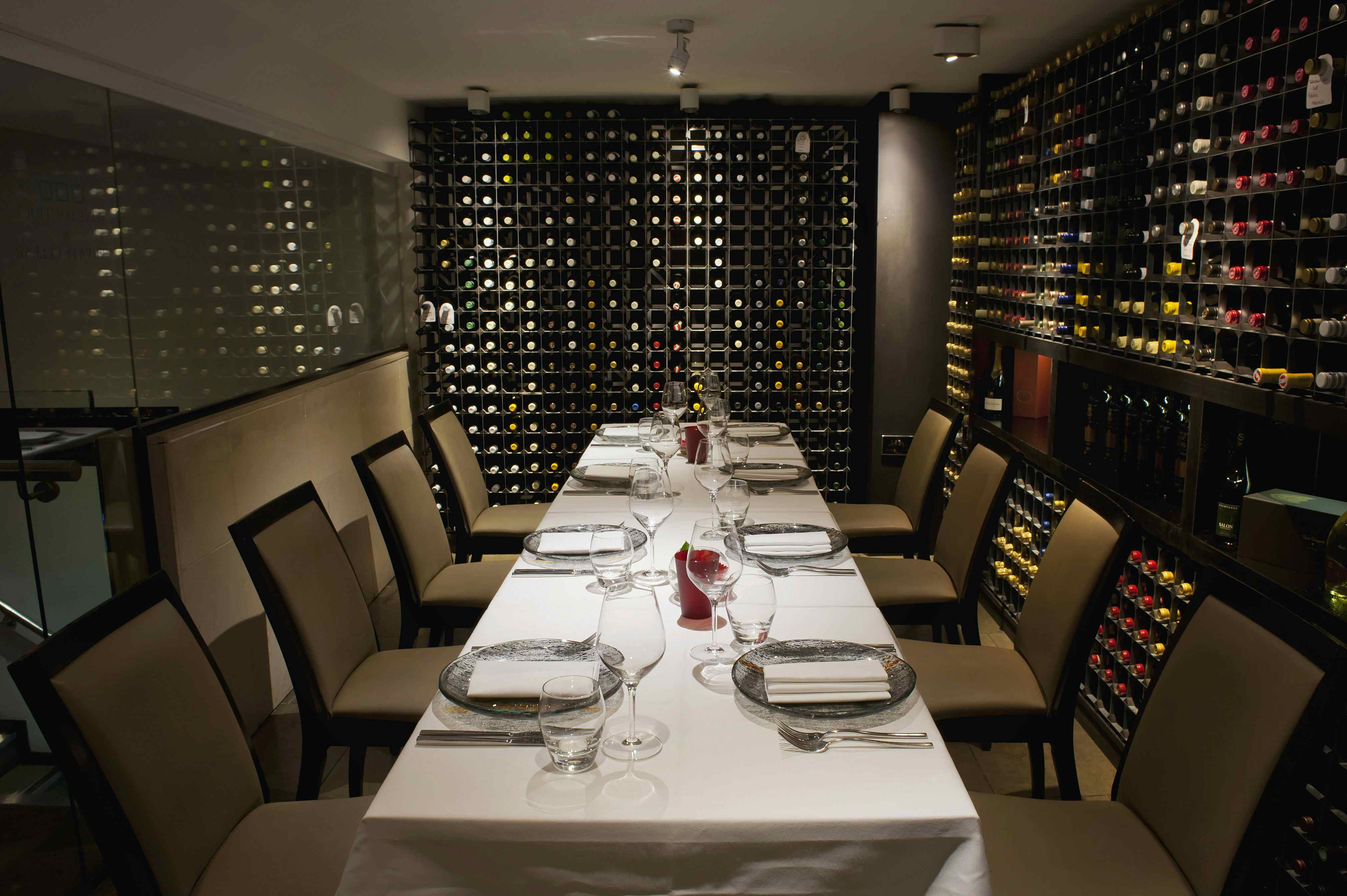 Dinner Sitting, Wine Room, Benares Restaurant & Bar 