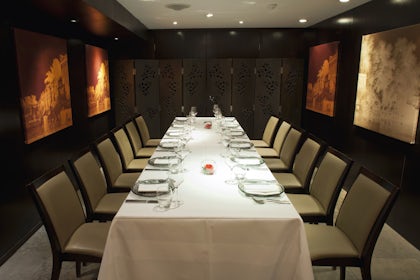 Lunch Sitting, Dover Room 1