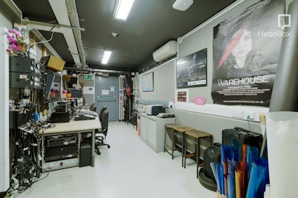 TV Studio 5