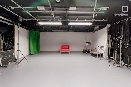 TV Studio 15