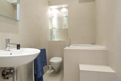 Six Photographic Studio 1