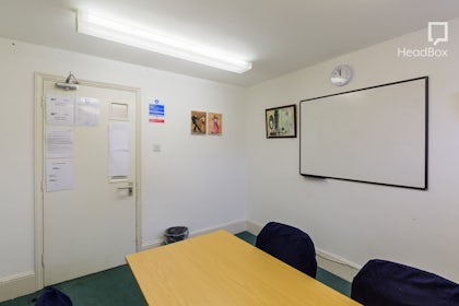 Hill Room 7