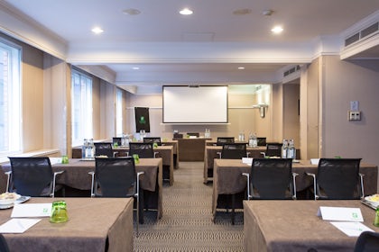 Stratton Suite 5