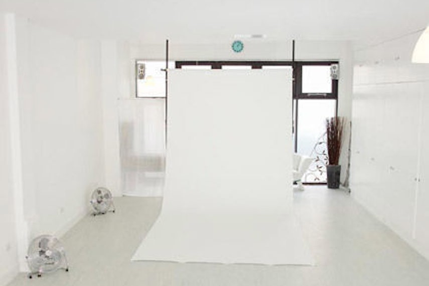 Morning Hire, Photography Studio 0
