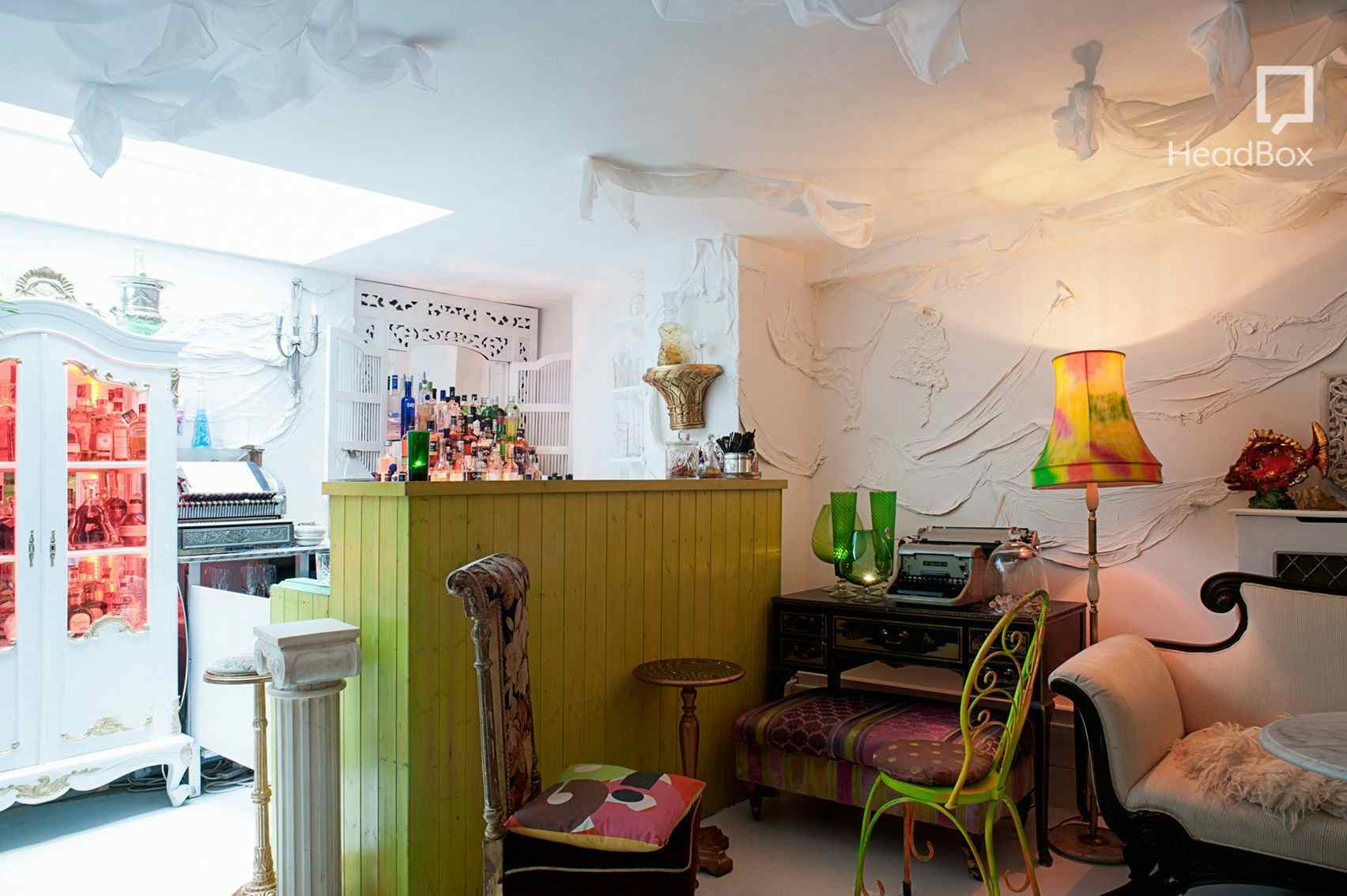 Exclusive Venue Hire, Downstairs, Day 1