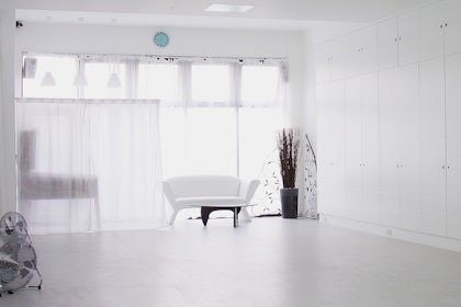 Morning Hire, Photography Studio 4