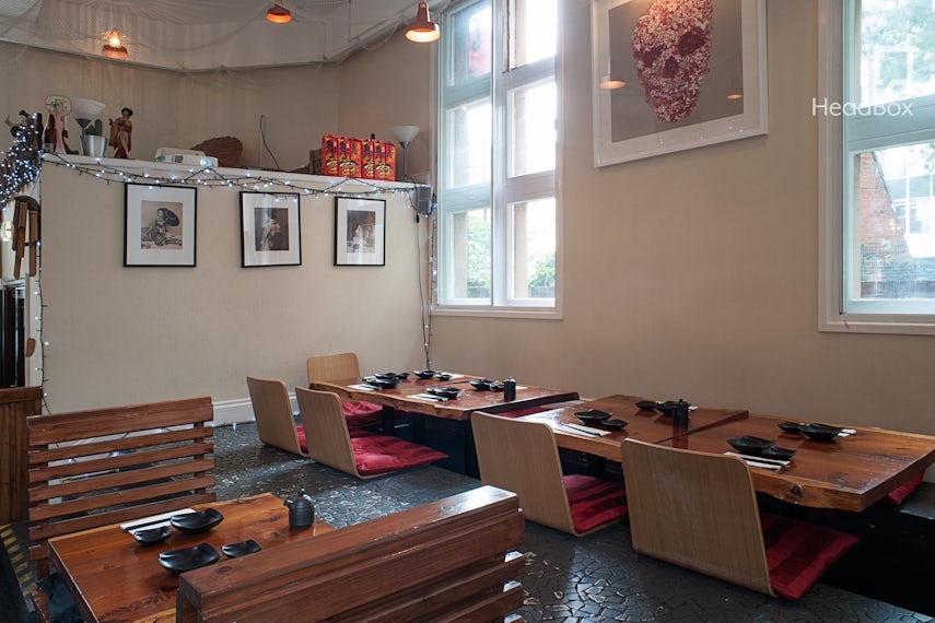 Upper Floor, Lunch Sitting 0