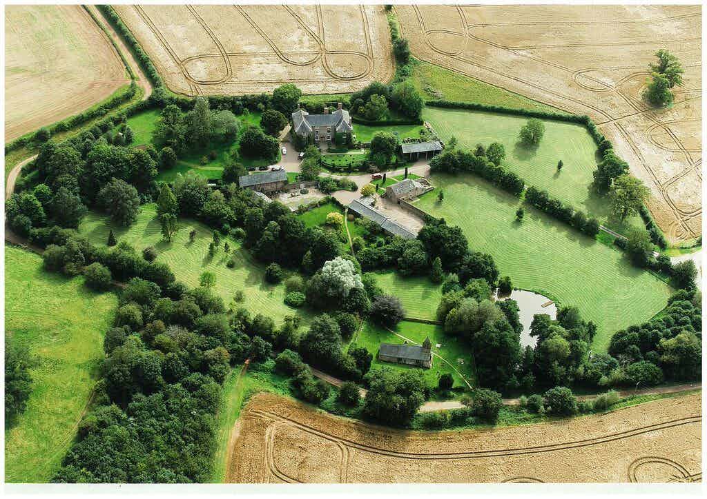 Dewsall Court and Gardens 2