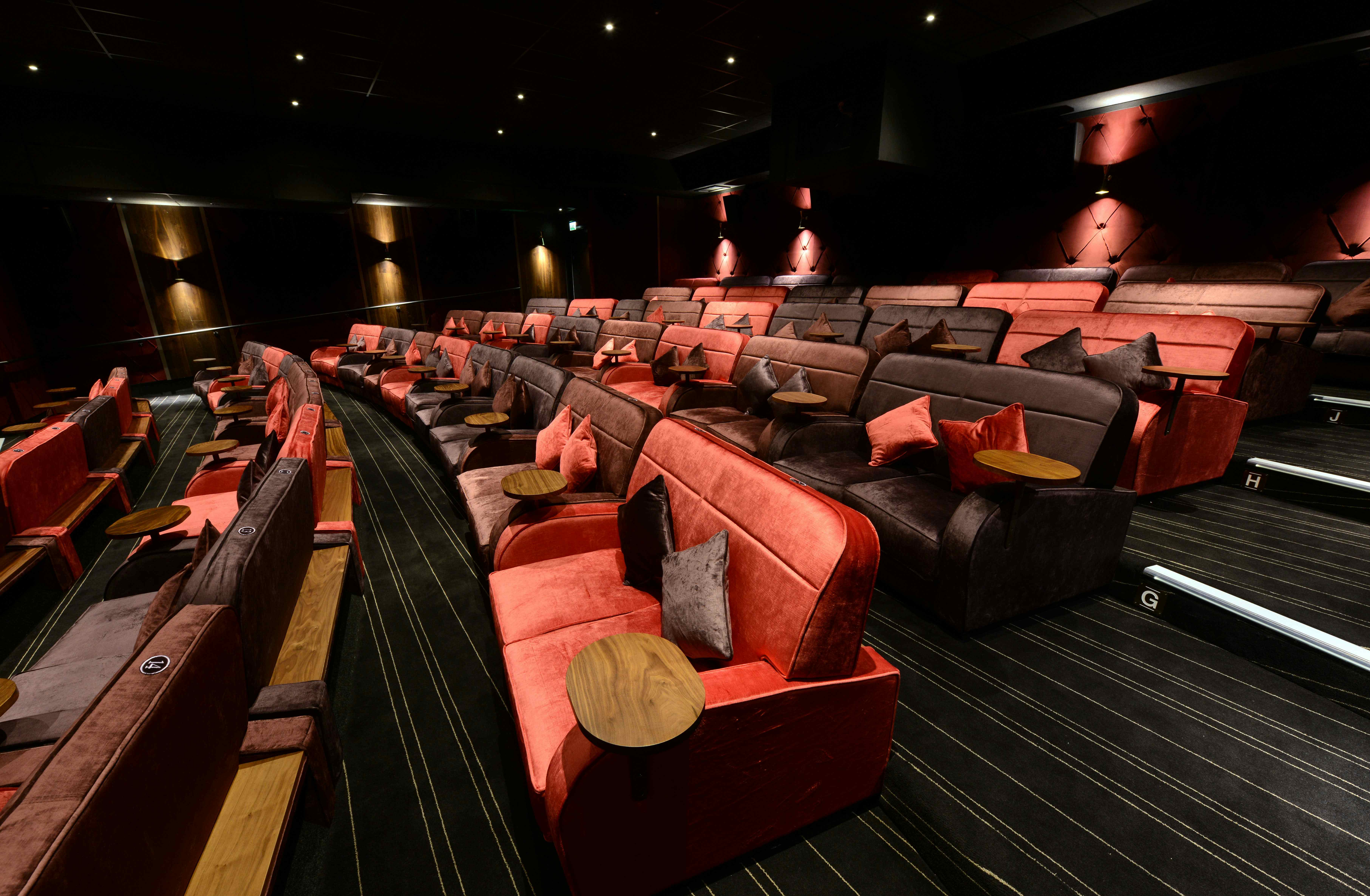 everyman-mailbox-a-large-birmingham-screening-room-to-hire-headbox