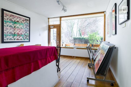 Whole Gallery 18