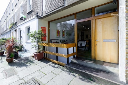 Whole Gallery 21