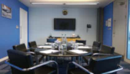 Medium Meeting Room 4