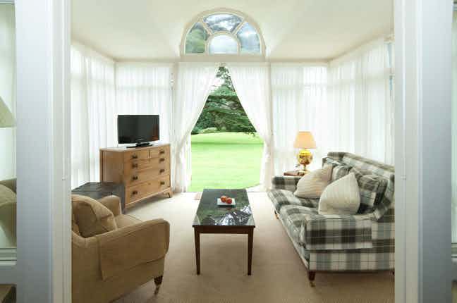 Stunning Manor House 13