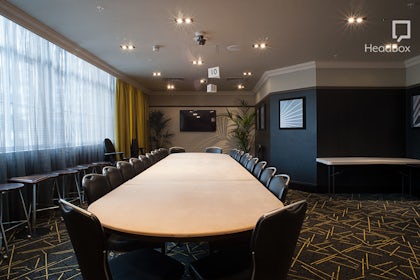 Club Room 2