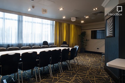 Club Room 5
