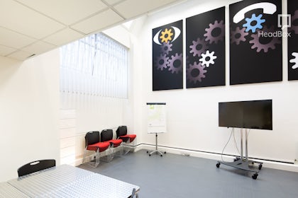 Pioneer Suite 4