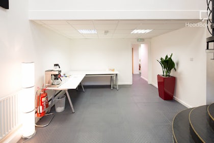 Pioneer Suite 5