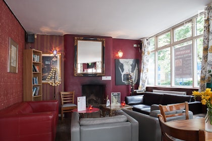 First Floor Hire 5