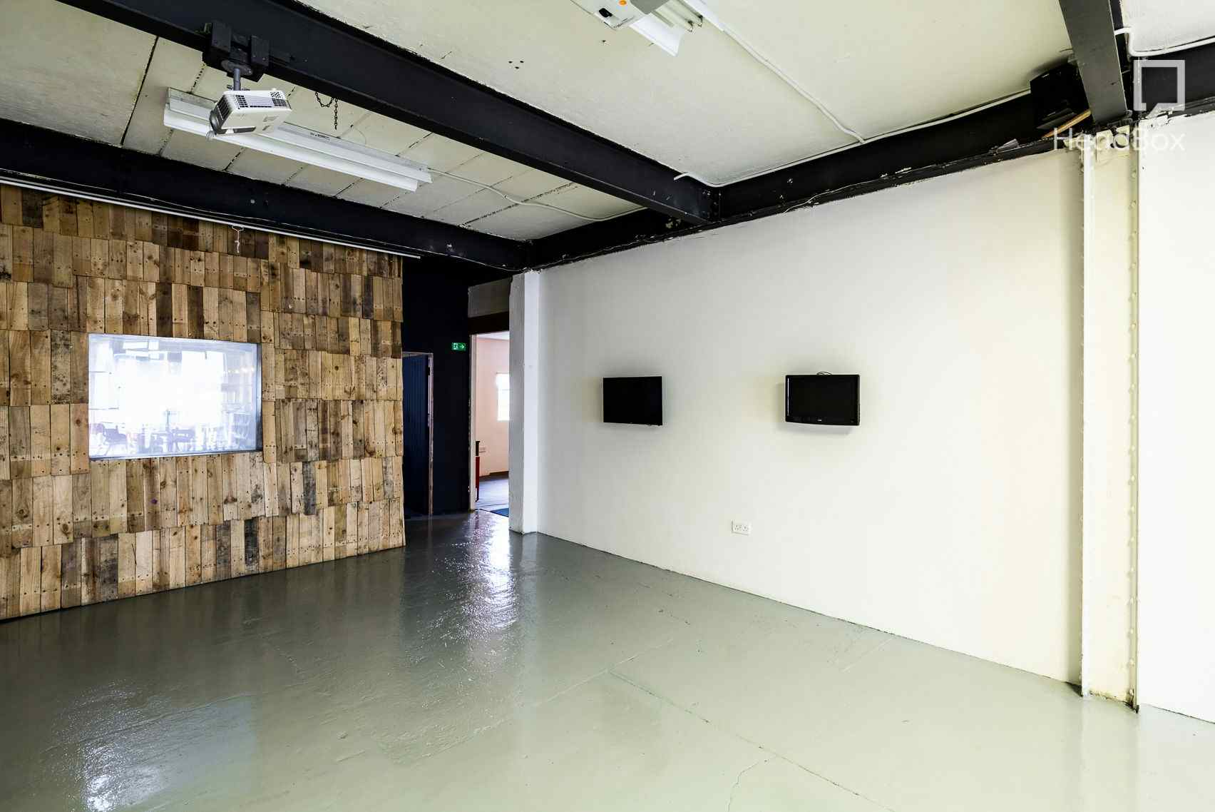 Gallery Space 8