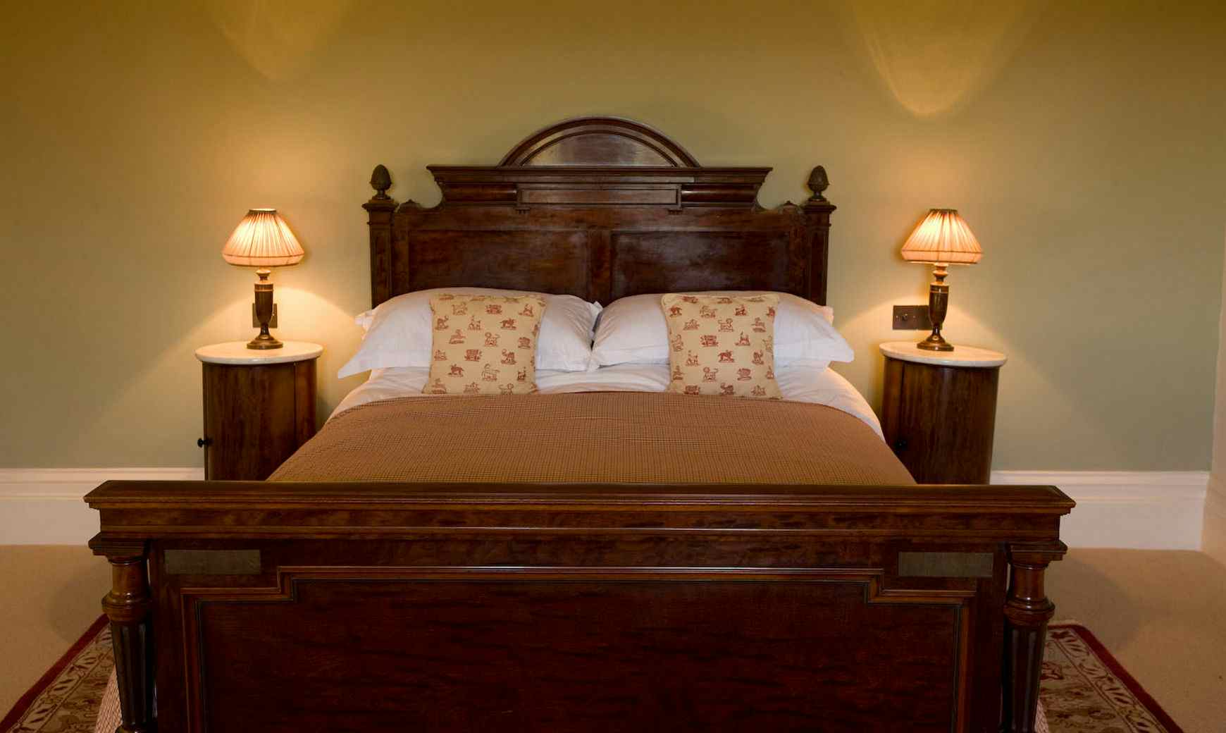 Dewsall Court and Gardens 24