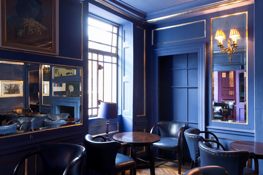 Le Salon Bleu 0
