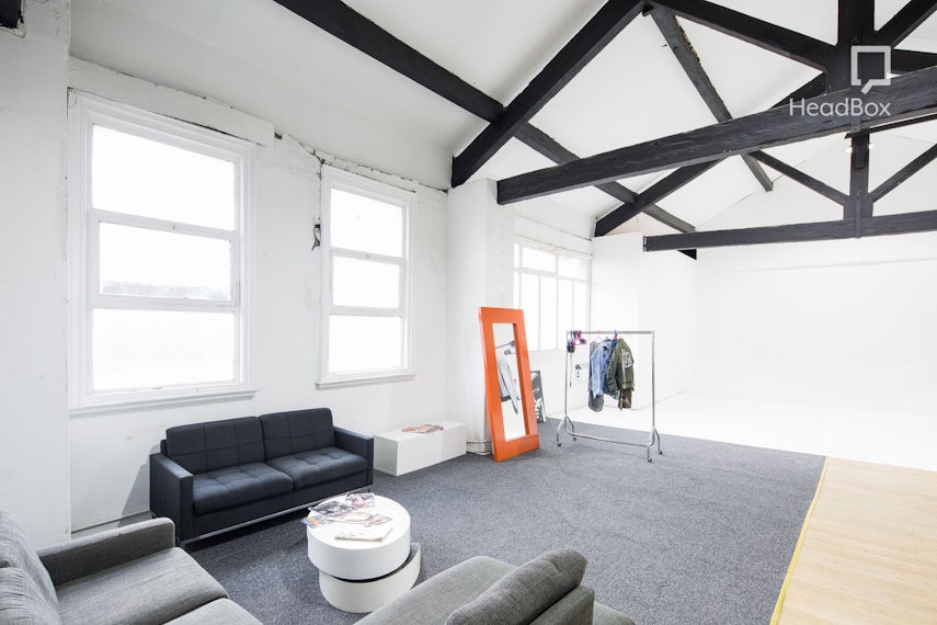 Studio 1 0