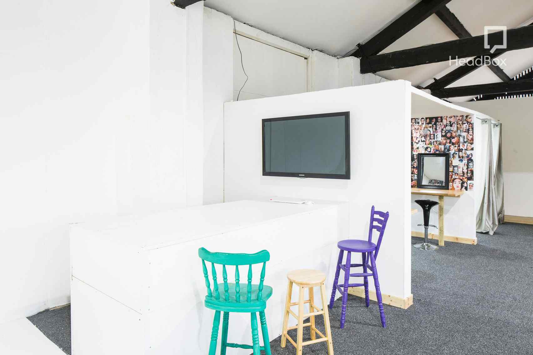 Studio 2 + Gym / Bed / Catwalk Shoot Area 8