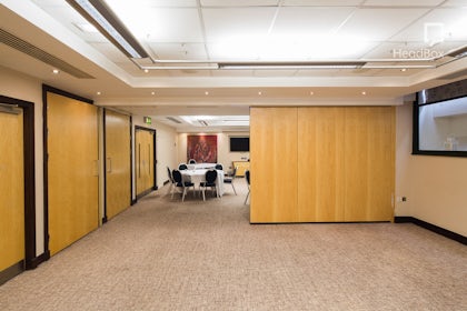 Charters Suite 7