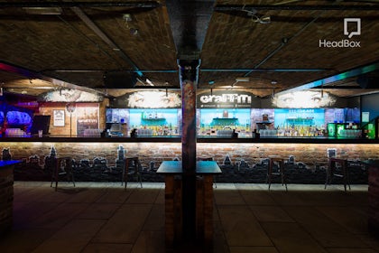 Main Bar 3