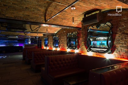 Main Bar 5