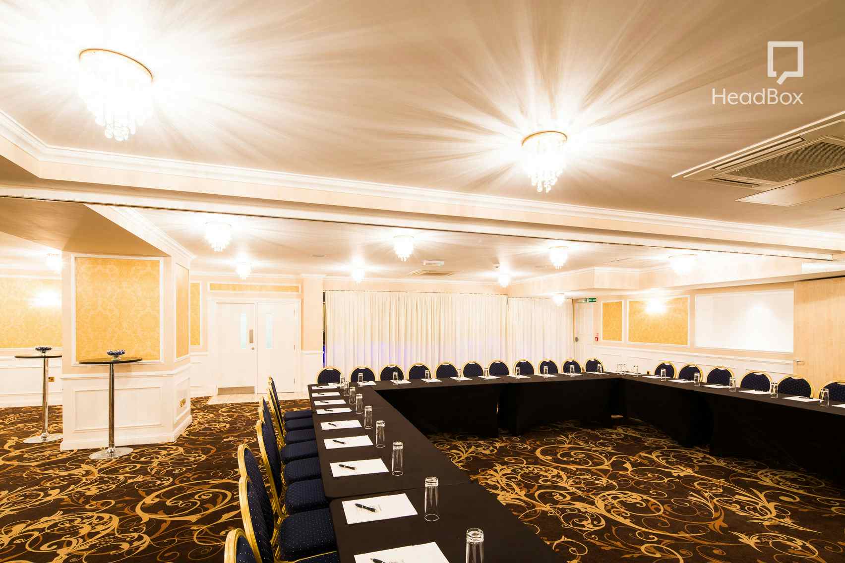 William & Kane Suite 8