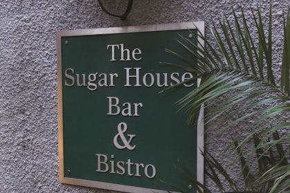 Christie's Library & Janneau Bar 4