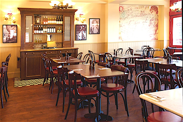 Private Room **Hire the private room at Café Rouge Mailbox Birmingham as the location for a private dining venues hire or as a private party venue hire in the city.**
The venue is situated just a stone’s throw