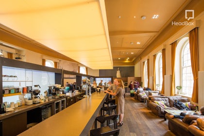 Bistro 8