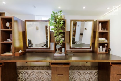 Drawing Room 12