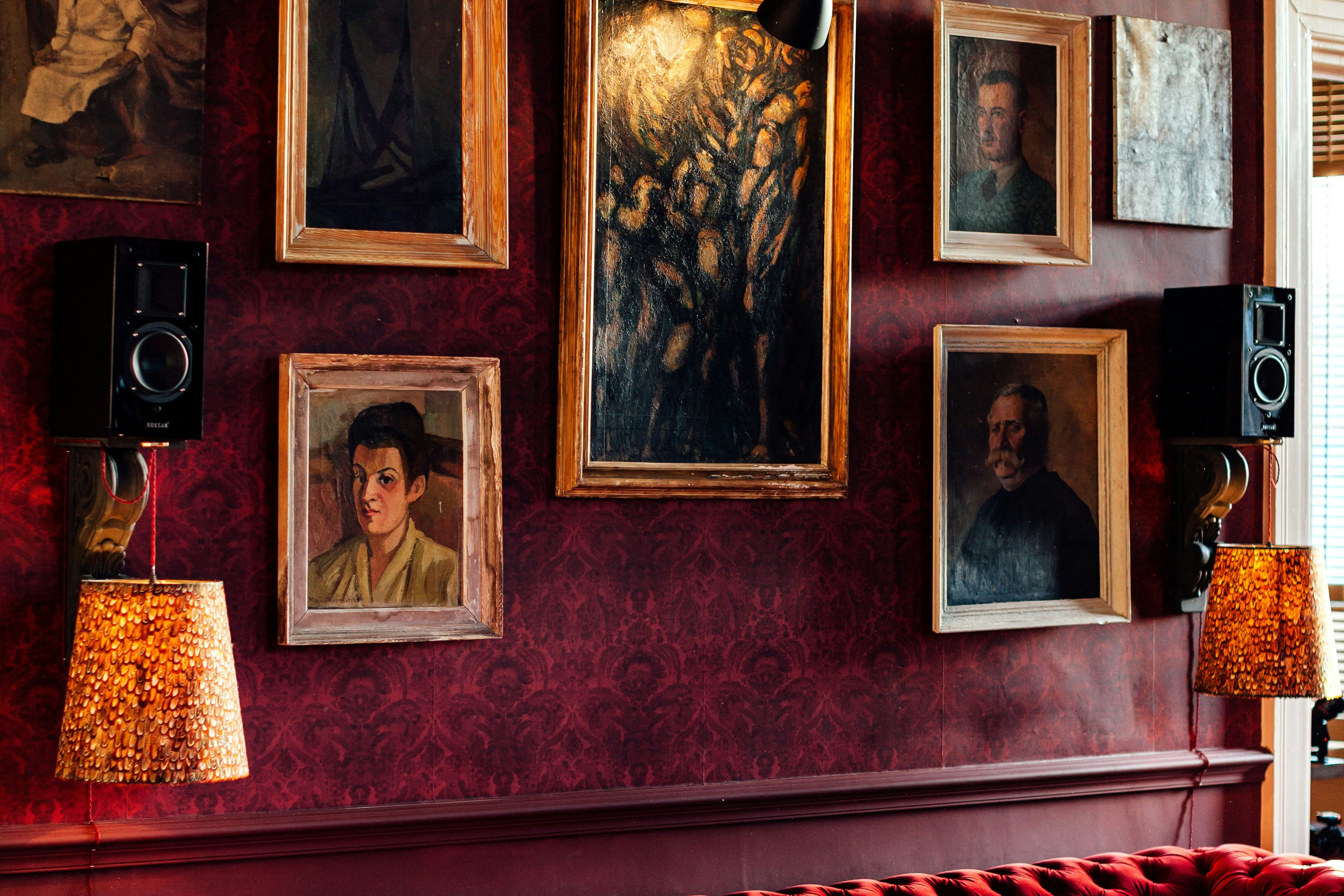 Upstairs at The Oak 5